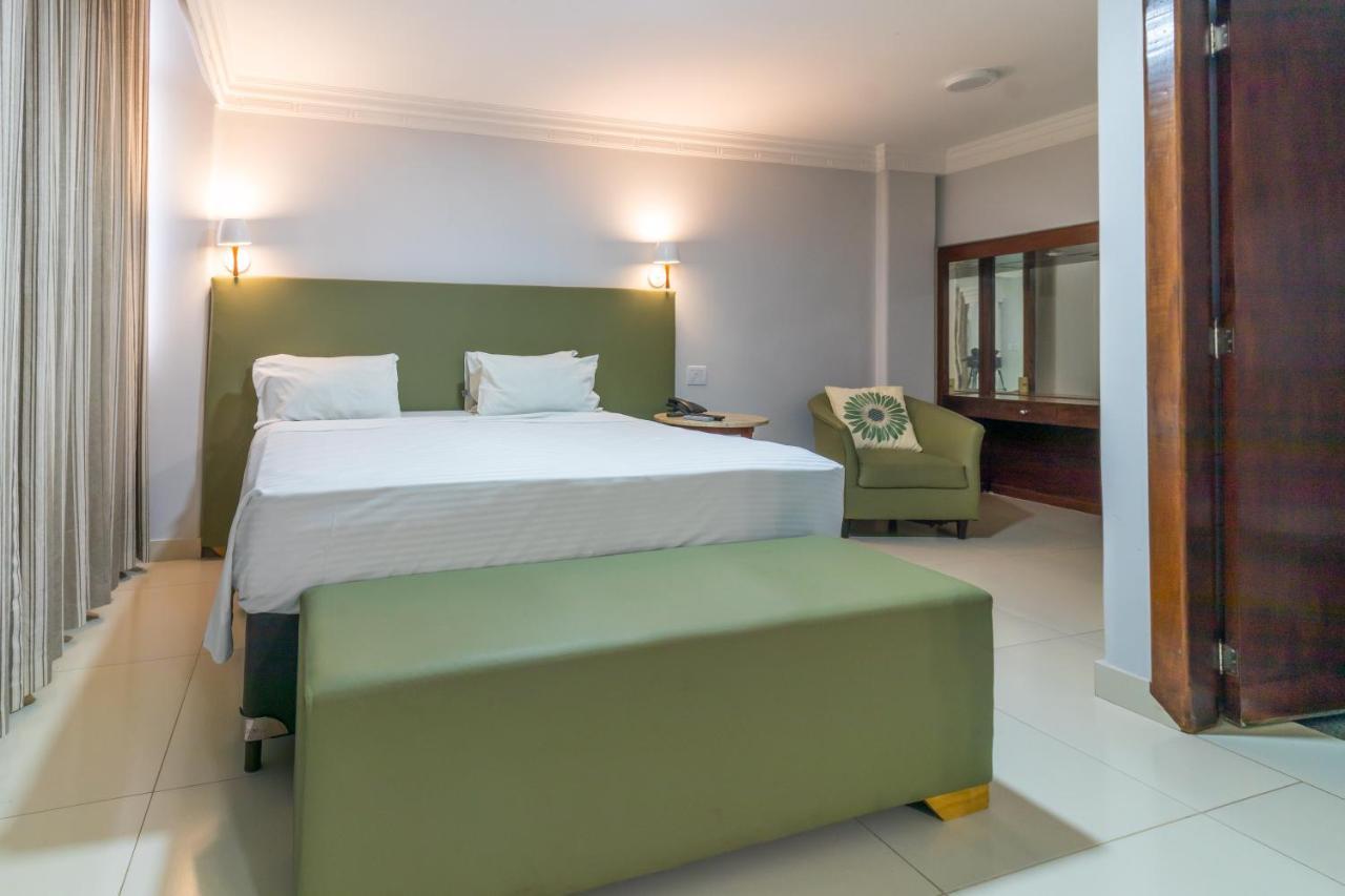 גויאניה Umuarama Plaza Hotel By Castelo Itaipava מראה חיצוני תמונה