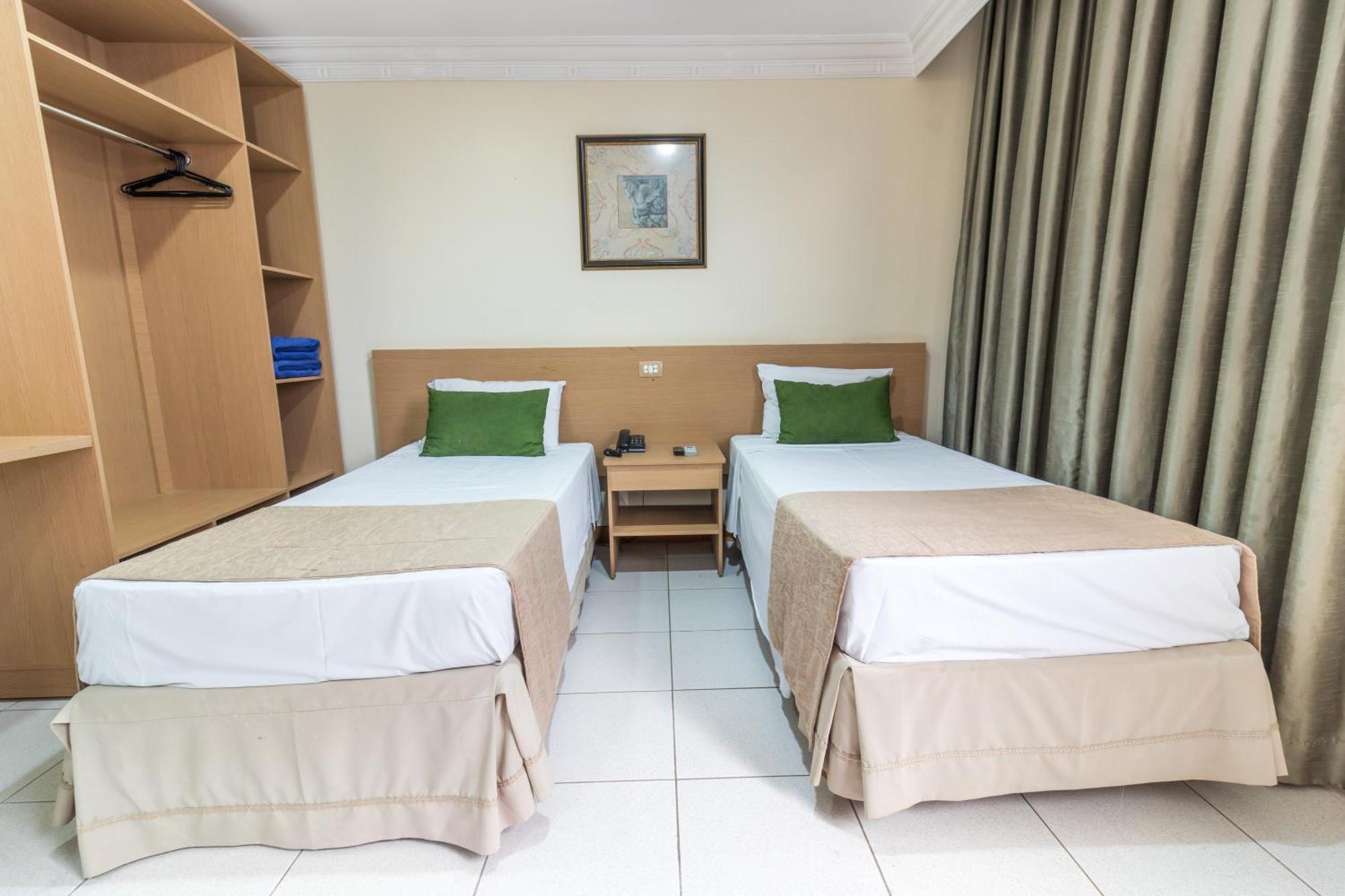 גויאניה Umuarama Plaza Hotel By Castelo Itaipava מראה חיצוני תמונה