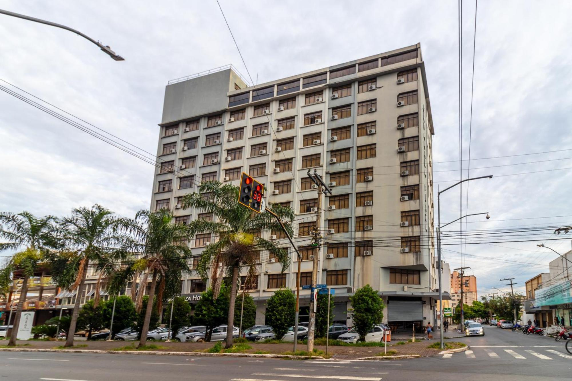 גויאניה Umuarama Plaza Hotel By Castelo Itaipava מראה חיצוני תמונה